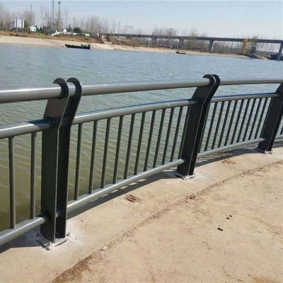 河道護(hù)欄